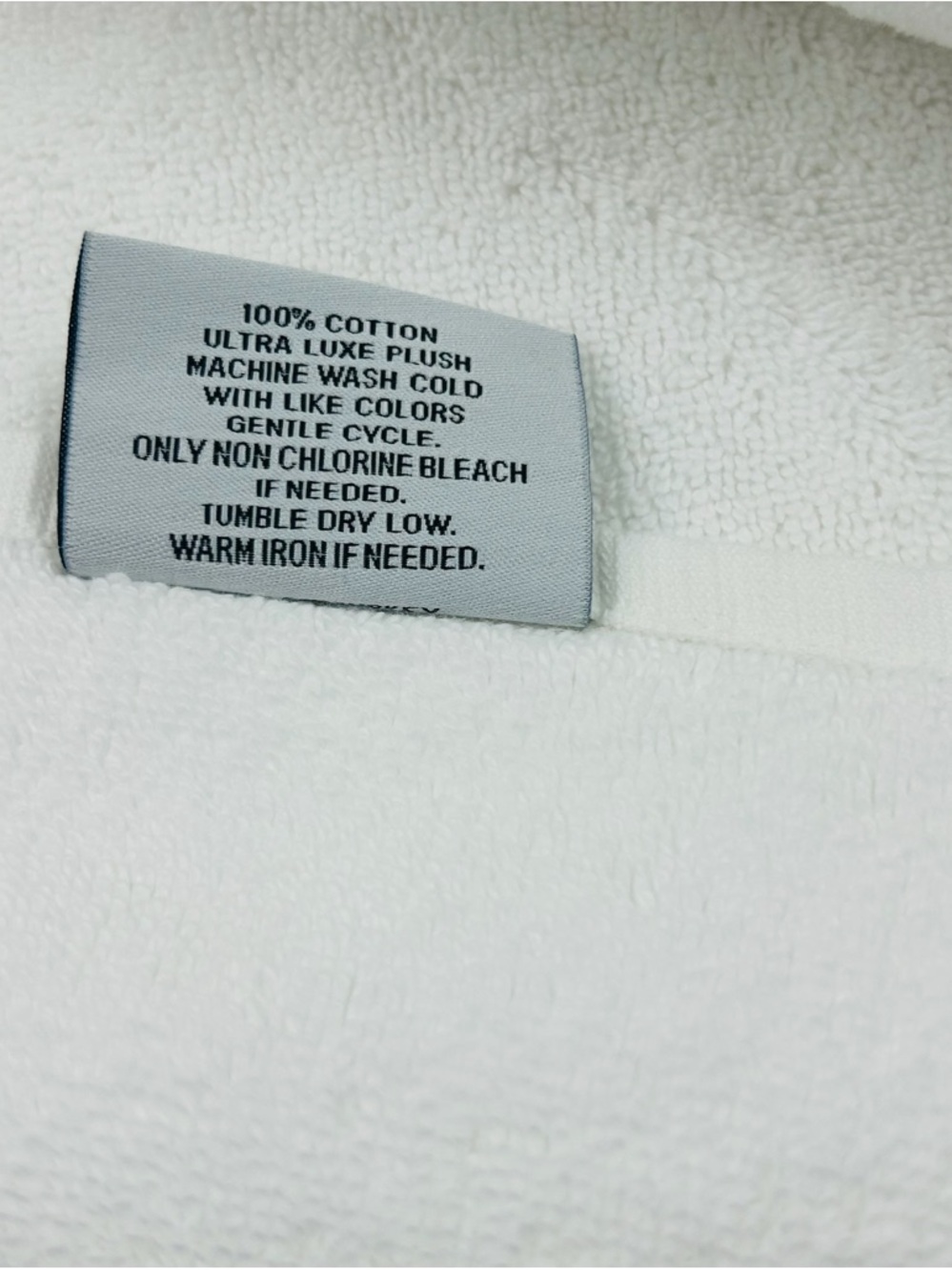 QUINCE Ultra Plush Cotton Bath Towel White 7569 - Picture 5 of 6